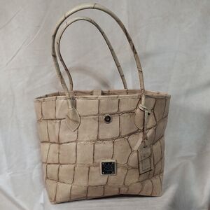 Dooney & Bourke Nile Collection Cream Croco Leather Leisure Tote Bag J8164043